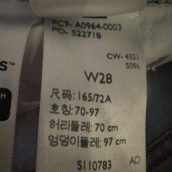 Levi's Low Pro Straight Jeans | Light Wash (Size 28) - Picture 12 of 13